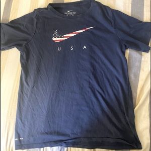 Nike T-shirt